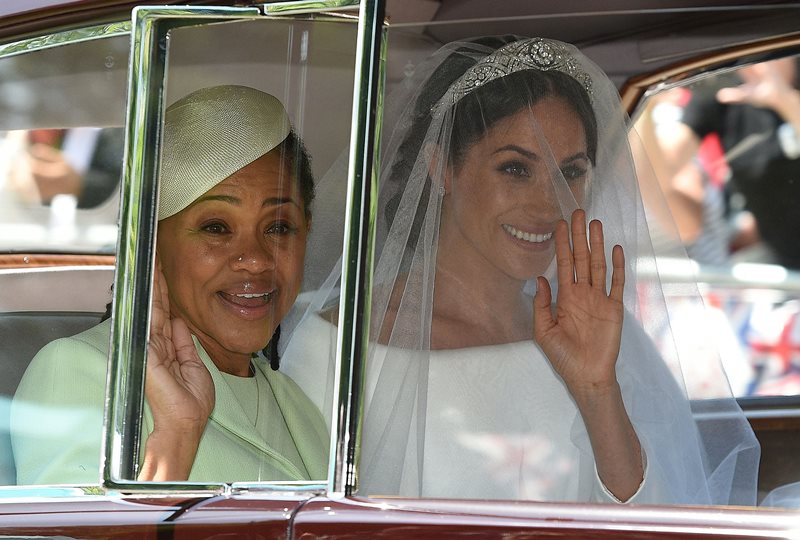 【哈里王子大婚】新娘媽媽穿什麼？Doria Ragland 薄荷綠套裝 得體又優雅