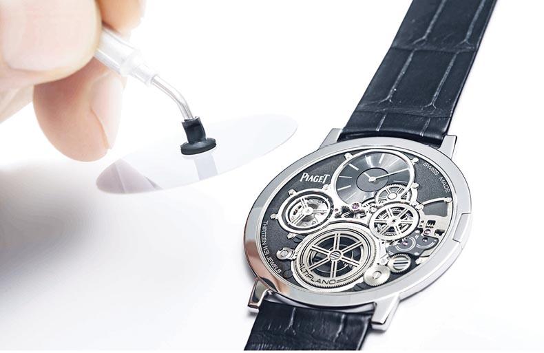 Piaget 史上最薄 兩毫米機械腕表