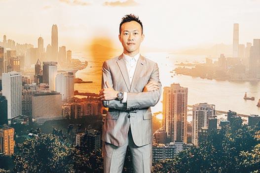 香港建築師兼攝影師,麥憬淮