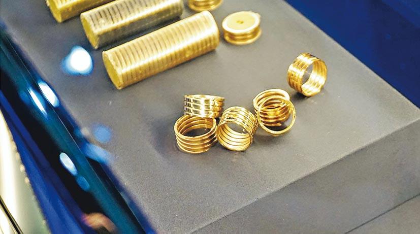 Jewellery﹕Bulgari 型格革命20年  戒指大膽打破珠寶概念