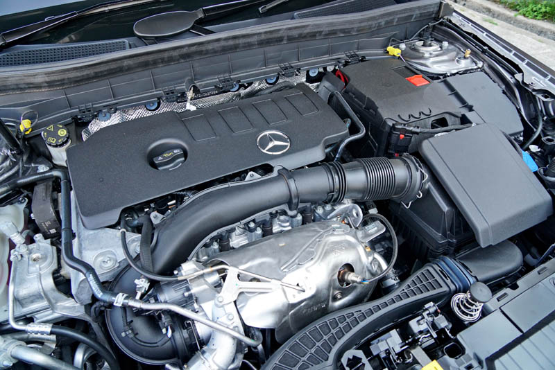 Mercedes-Benz GLB 250 4MATIC 最強進攻組合