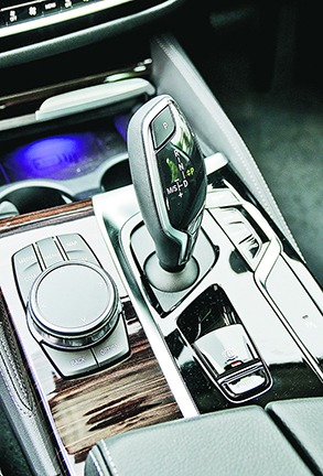 入門BMW 520iA Luxury 精彩革新