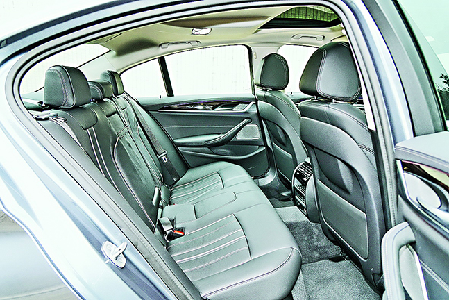 入門BMW 520iA Luxury 精彩革新